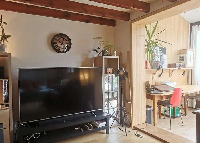 Jolie Maison Cosy Avec Terrasse 600m *