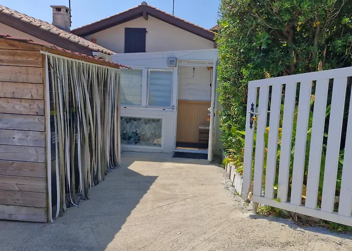 וילה Jolie Maison Cosy Avec Terrasse 600m סן-ז'אן-דה-לוז